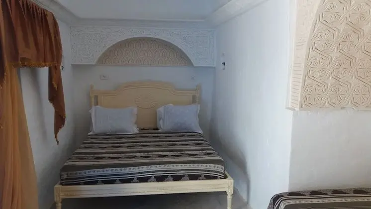 Basic Tek Büyük Yataklı Oda, 1 Büyük (Queen) Boy Yatak