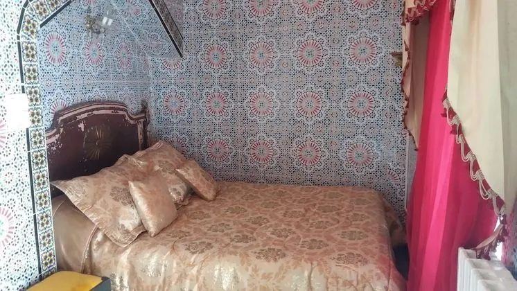 Basic Tek Büyük Yataklı Oda, 1 Büyük (Queen) Boy Yatak