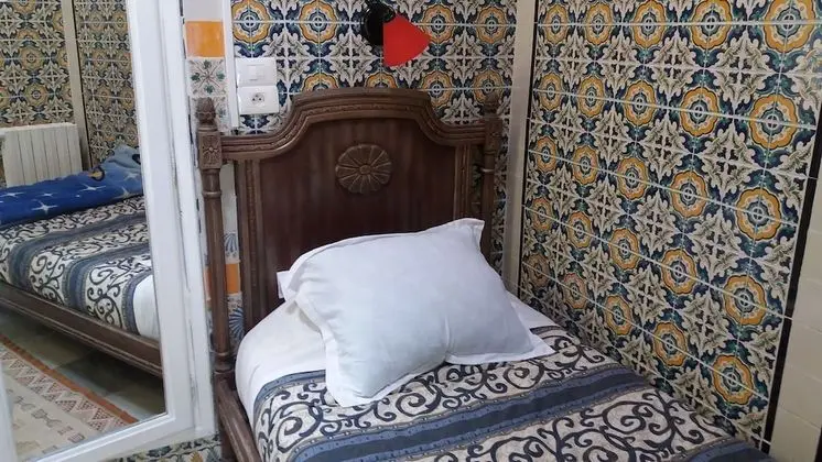 Tek Kişilik Oda, 1 Tek Kişilik Yatak, Avlu Manzaralı