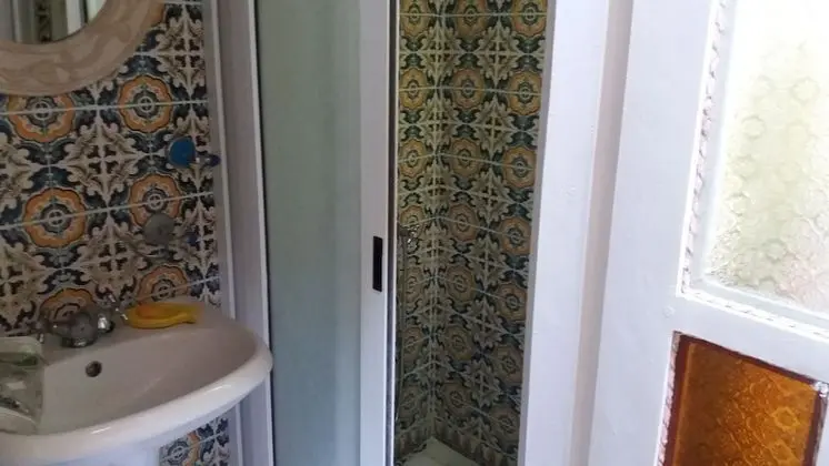 Tek Kişilik Oda, 1 Tek Kişilik Yatak, Avlu Manzaralı