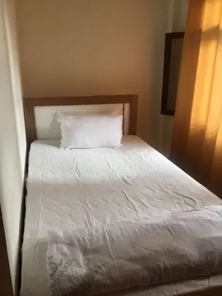 Basic Tek Büyük Yataklı Oda