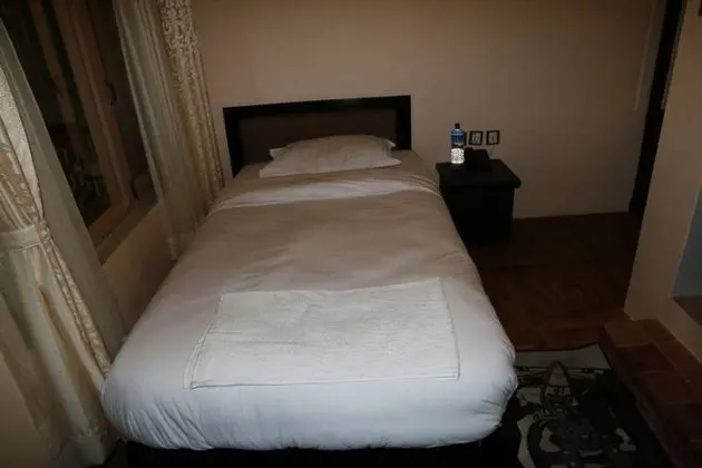 Standard Tek Kişilik Oda, 1 Tek Kişilik Yatak, Sigara İçilmez, Avlu Manzaralı
