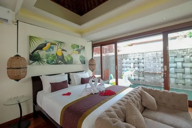 Luxury Villa, 1 En Büyük (King) Boy Yatak, Jakuzi, Havuz Manzaralı (Jacuzzi)