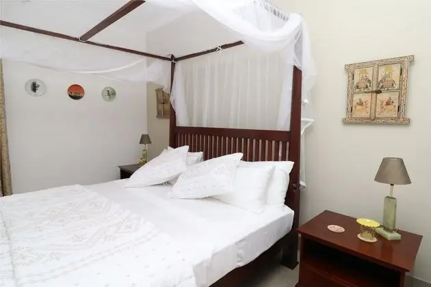 Luxury Tek Büyük Yataklı Oda
