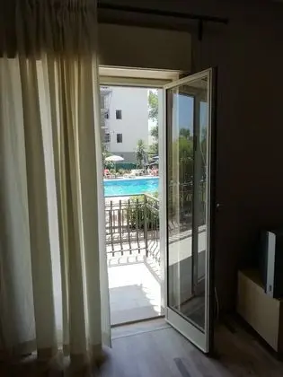 Deluxe Apart Daire, 1 Yatak Odası, Balkon, Havuz Manzaralı