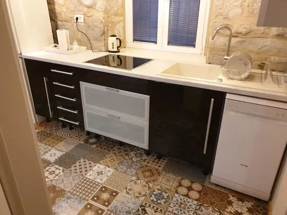 One Bedroom Apartment with Balcony