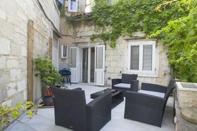 One Bedroom Apartment with Balcony