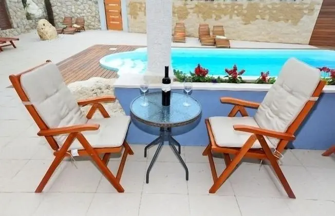 Apart Daire, Havuz Kullanımı (2+2)
