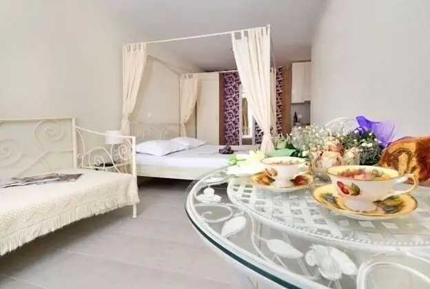 Stüdyo, Havuz Kullanımı (2+1)