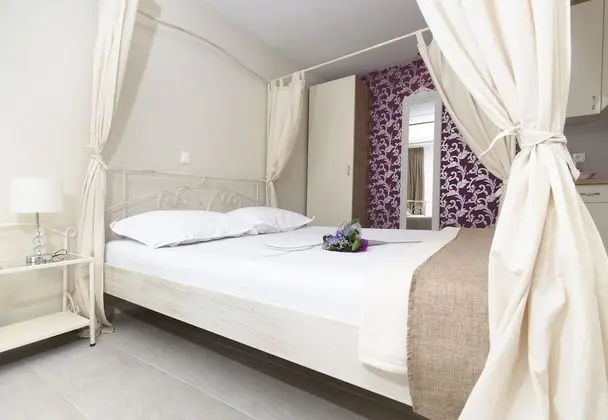 Stüdyo, Havuz Kullanımı (2+1)