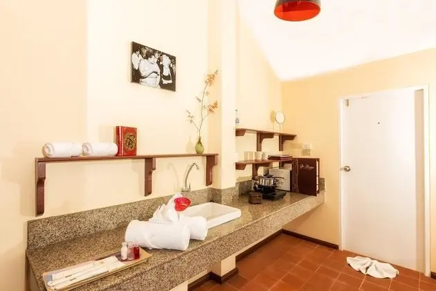 Ocean front deluxe 1-bedroom Villa