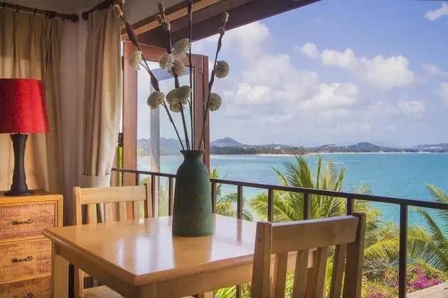 Ocean front deluxe 2-bedroom Villa