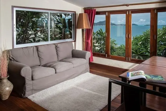 Ocean front deluxe 2-bedroom Villa