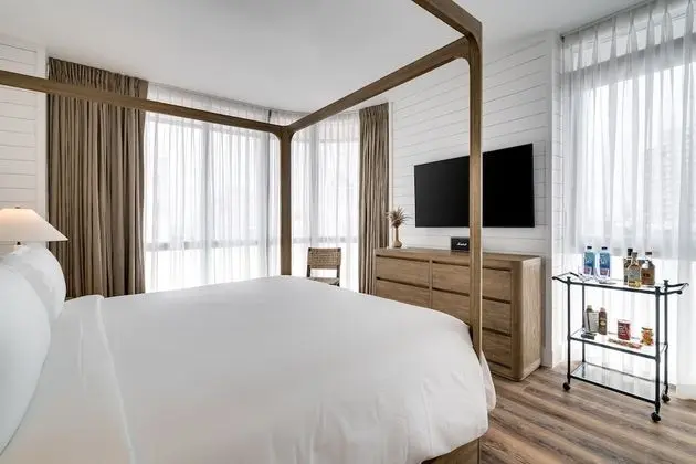 Deluxe Oda, 1 En Büyük (King) Boy Yatak, Şehir Manzaralı