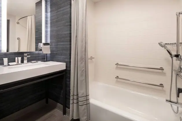 Oda, 1 En Büyük (King) Boy Yatak, Sigara İçilmez