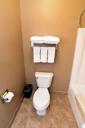 Oda, 2 Büyük (Queen) Boy Yatak, Sigara İçilmez