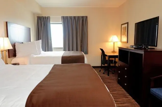 Oda, 2 Büyük (Queen) Boy Yatak, Sigara İçilmez