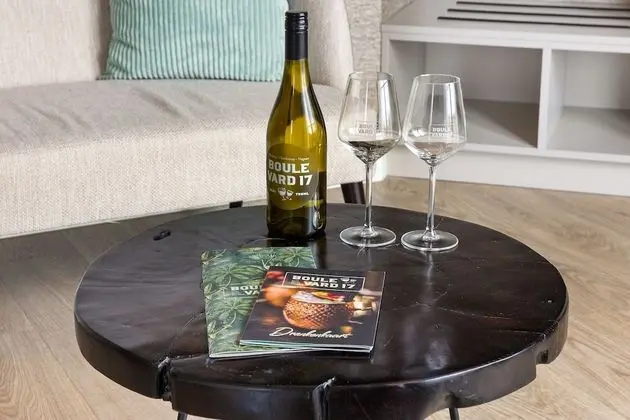 Junior Süit, Teras, Kısmi Deniz Manzaralı