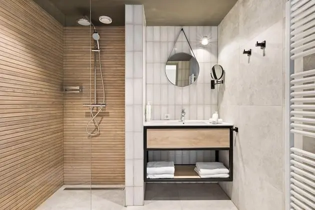 Junior Süit, Teras, Kısmi Deniz Manzaralı