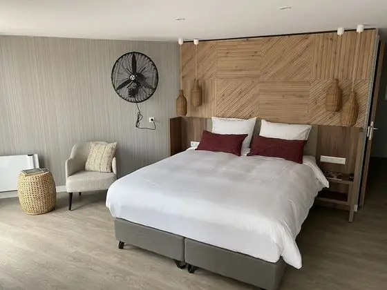 Junior Süit, Teras, Kısmi Deniz Manzaralı