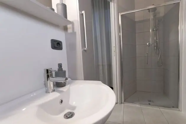 Economy Tek Büyük Yataklı Oda (Bramafam)