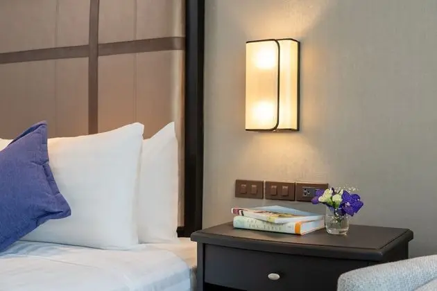 Deluxe Skyline Room