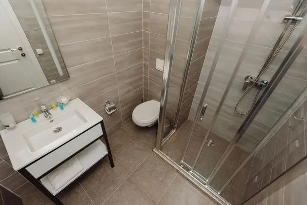 Suite Room with Boulevard View