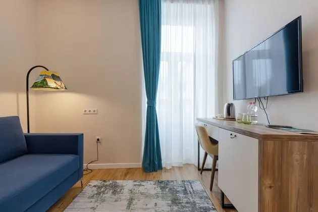 Suite Room with Boulevard View