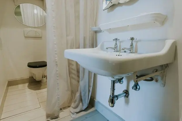 Tek Büyük Yataklı Oda, Bahçe Manzaralı