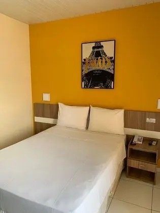 Standard Tek Büyük Yataklı Oda