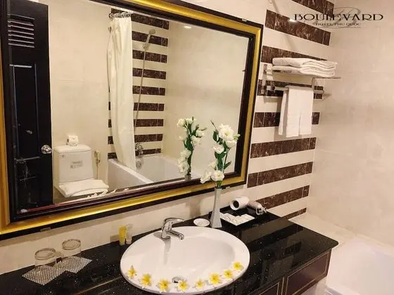 Superior Oda, 1 Çift Kişilik Yatak, Havuz Manzaralı
