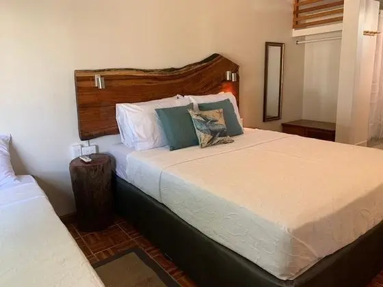 Comfort Tek Büyük Yataklı Oda, Birden Çok Yatak, Okyanus Manzaralı