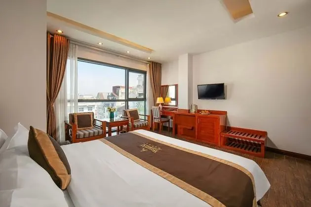 Superior Tek Büyük Yataklı Oda (1 Big Bed Only)