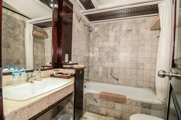 Superior Tek Büyük Yataklı Oda