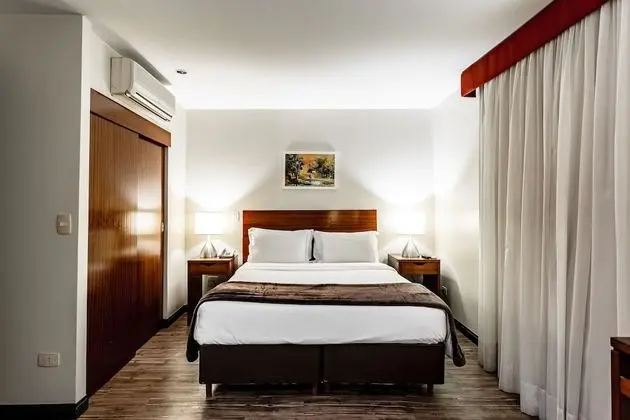 Premier Tek Büyük Yataklı Oda