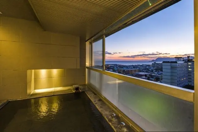 Süit (with Hot Spring Bath)