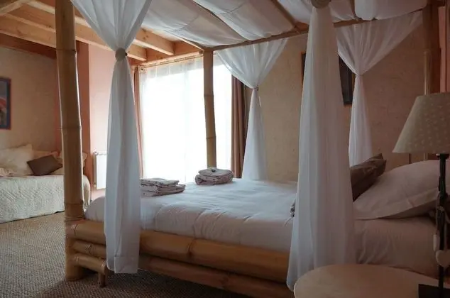 Superior Üç Kişilik Oda (Bambou)