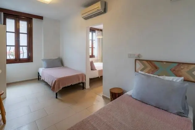 Triple, Şehir Manzaralı