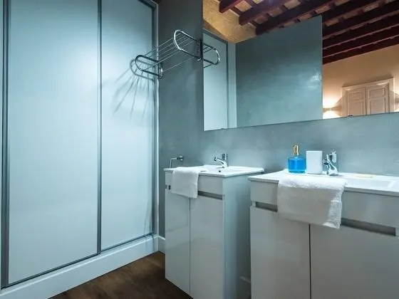 Luxury Apart Daire, Banyolu/Duşlu (Ximenez de Enciso Apartment)