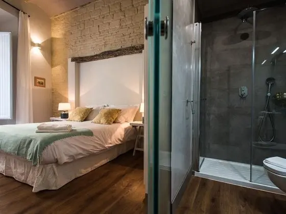 Luxury Apart Daire, Banyolu/Duşlu (Ximenez de Enciso II Apartment)
