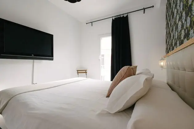 Tek Büyük Yataklı Oda, Balkon