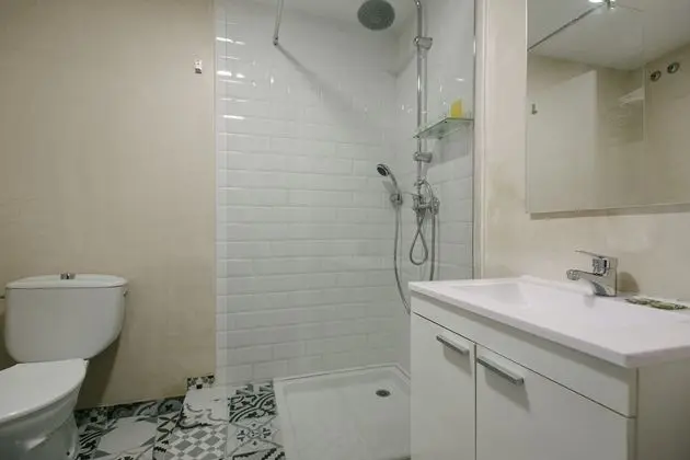 Tek Büyük Yataklı Oda, Balkon