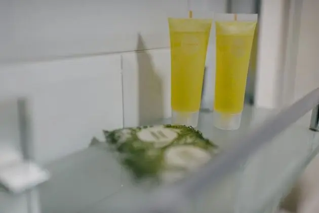 Tek Büyük Yataklı Oda, Balkon