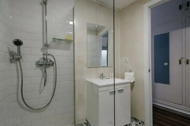 Tek Büyük Yataklı Oda, Balkon