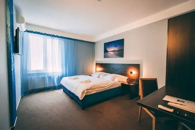 Comfort Tek Büyük Yataklı Oda