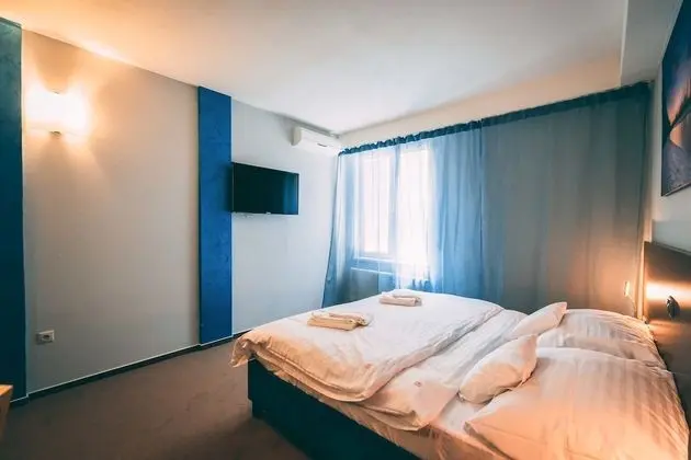 Comfort Tek Büyük Yataklı Oda