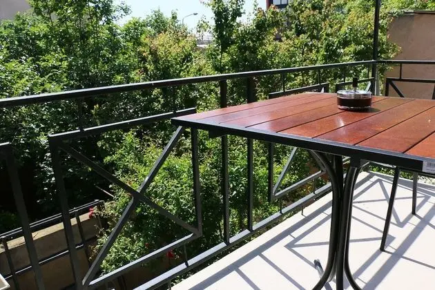 Premium Tek Büyük Yataklı Oda, 1 Büyük (Queen) Boy Yatak, Balkon, Bahçe Manzaralı
