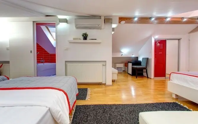 Comfort Dört Kişilik Oda
