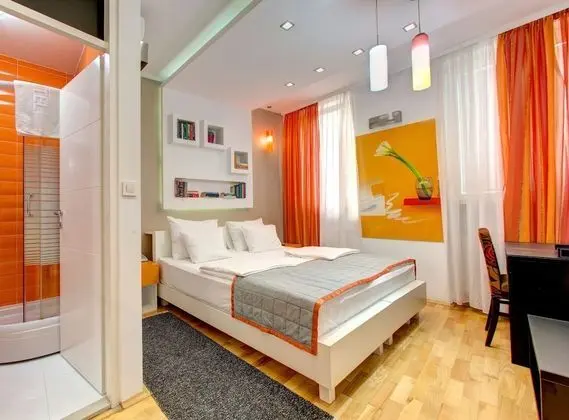 Comfort Tek Büyük Yataklı Oda