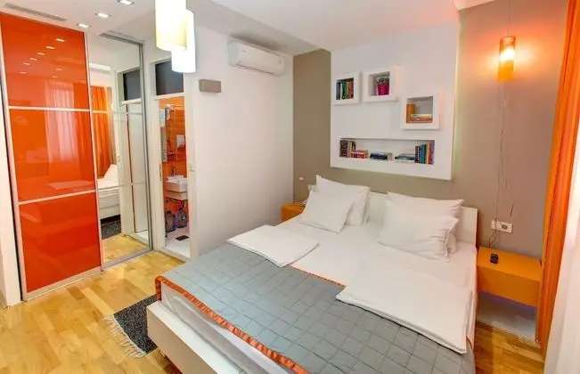 Comfort Tek Büyük Yataklı Oda
